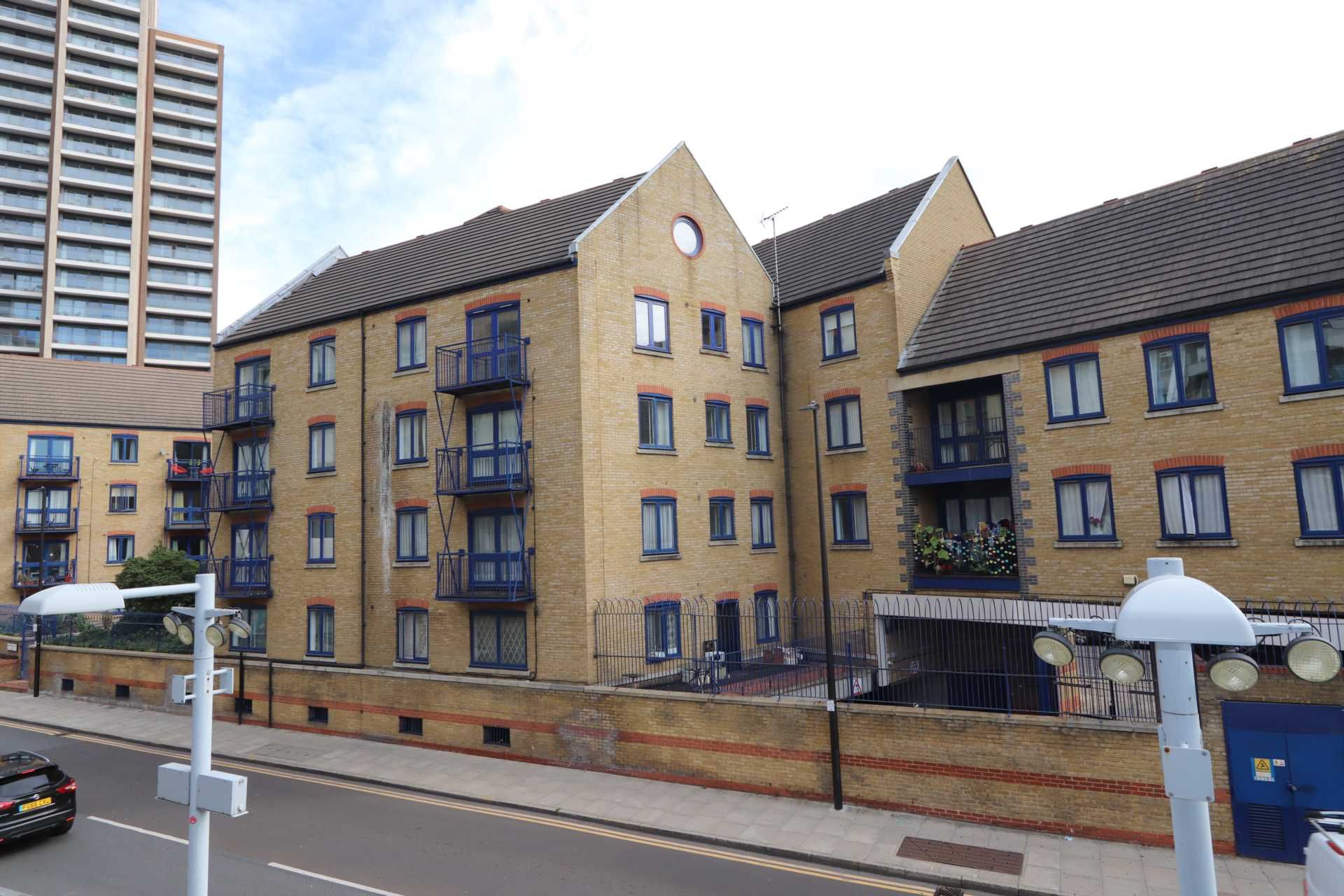 Peninsula Court, London E14  