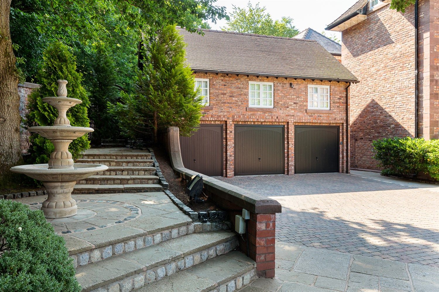 6 bed detached house for sale in Crossley Park, Manley, Cheshire WA6 Zoopla