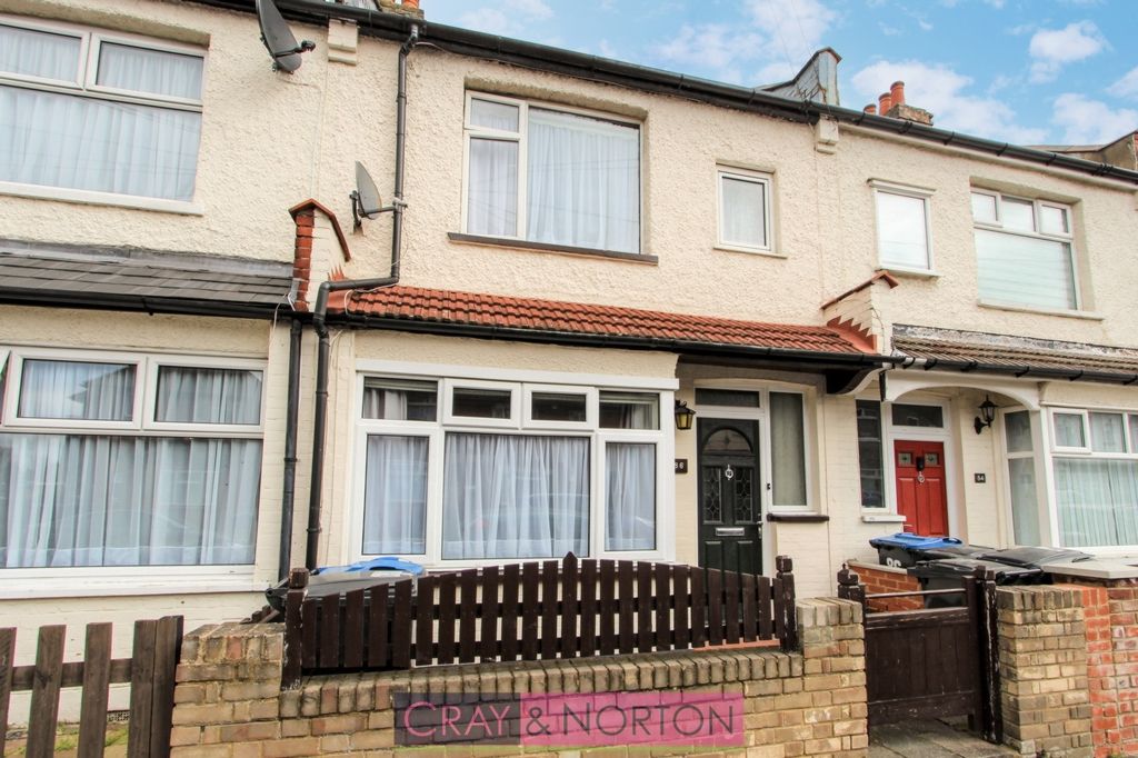 Macclesfield Road, South Norwood SE25