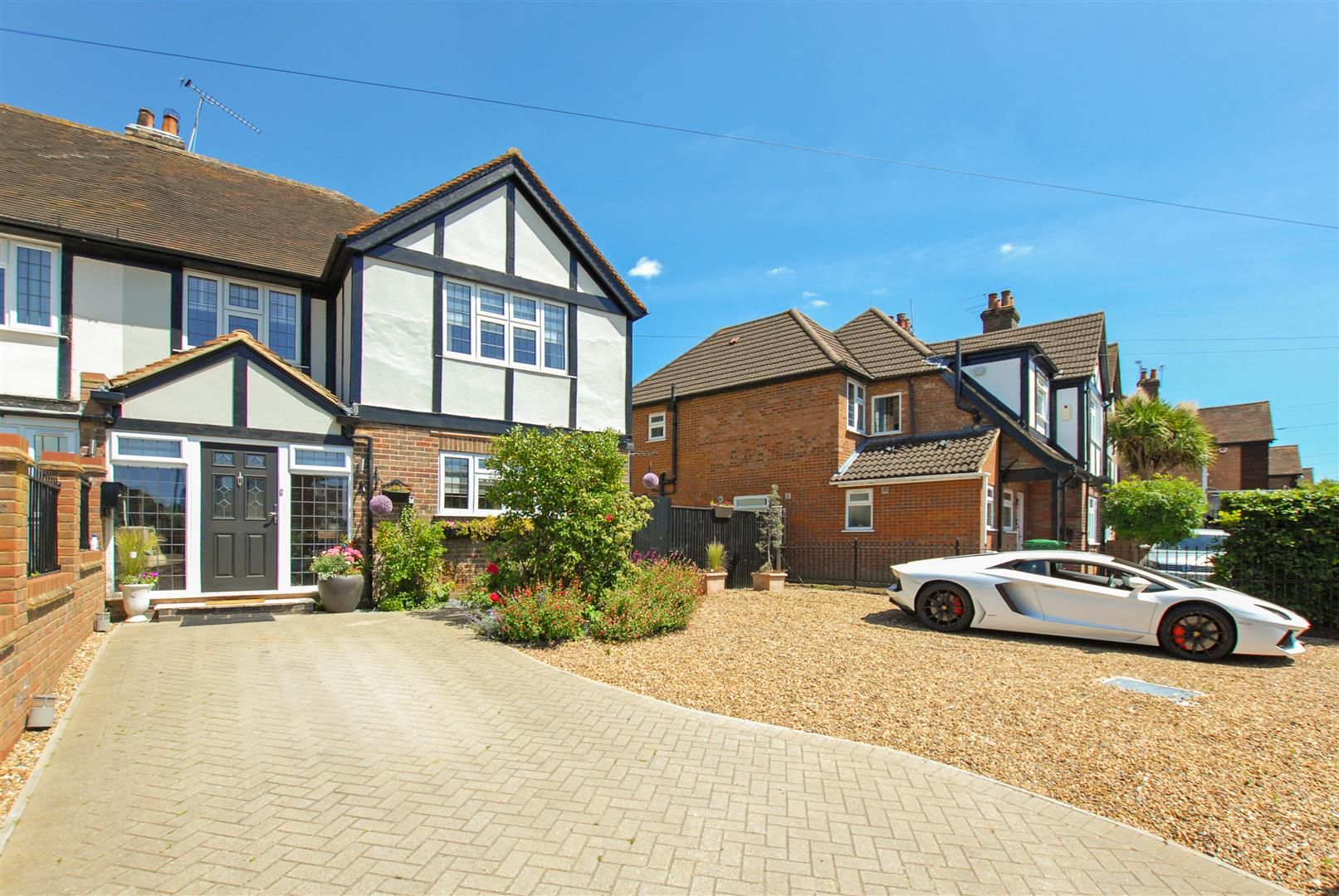 5 bed semidetached house for sale in Lower Cippenham Lane, Cippenham