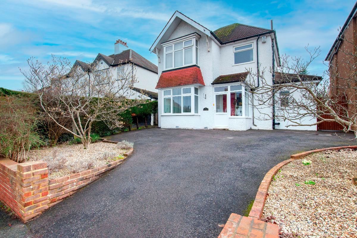 3 bed detached house for sale in Windermere Road, Coulsdon CR5 Zoopla