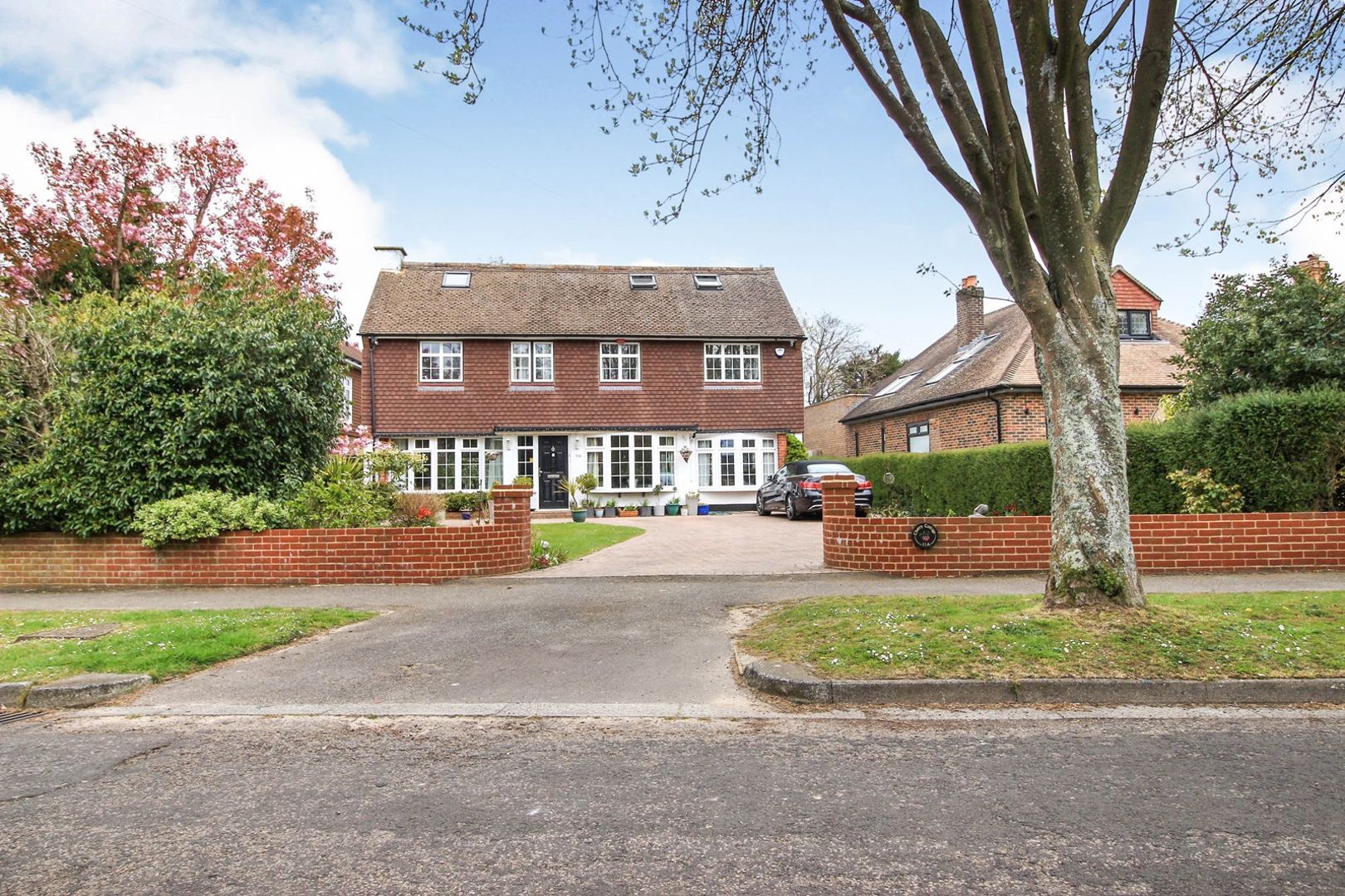 6 bed detached house for sale in Cunningham Road, Banstead SM7 Zoopla