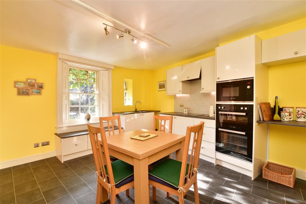 2 bed cottage for sale in London Road, Dorking, Surrey RH4 Zoopla