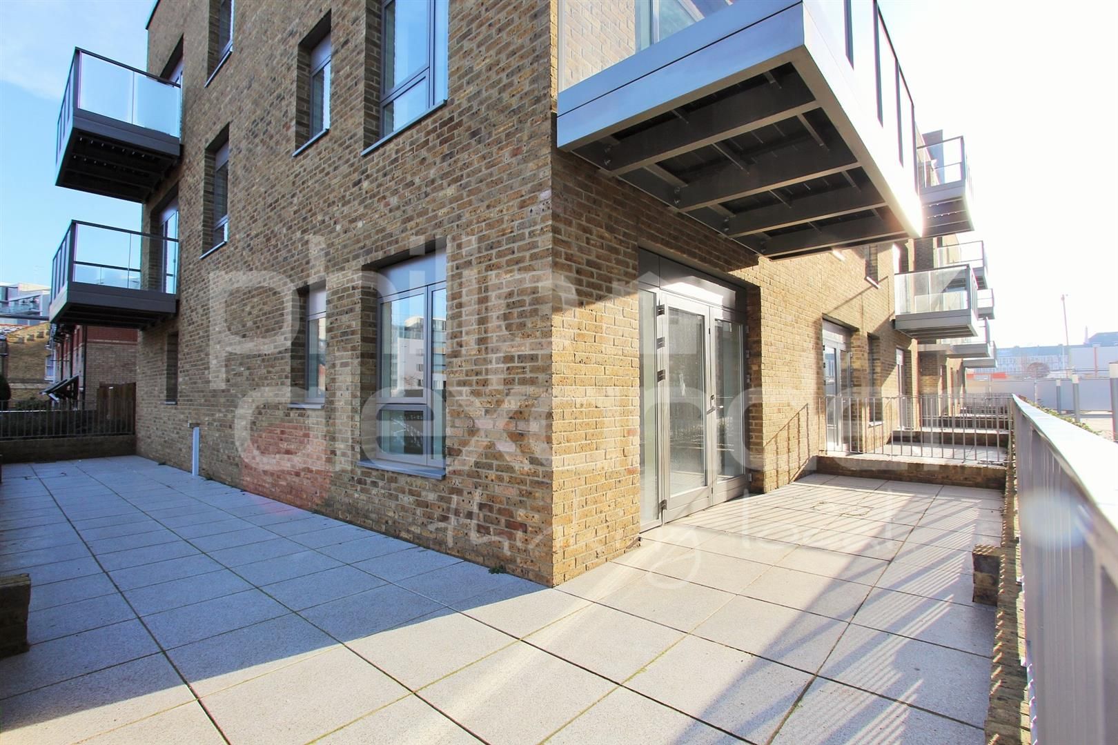 Bath House Court, Smithfield Square, Miles Rd N8  