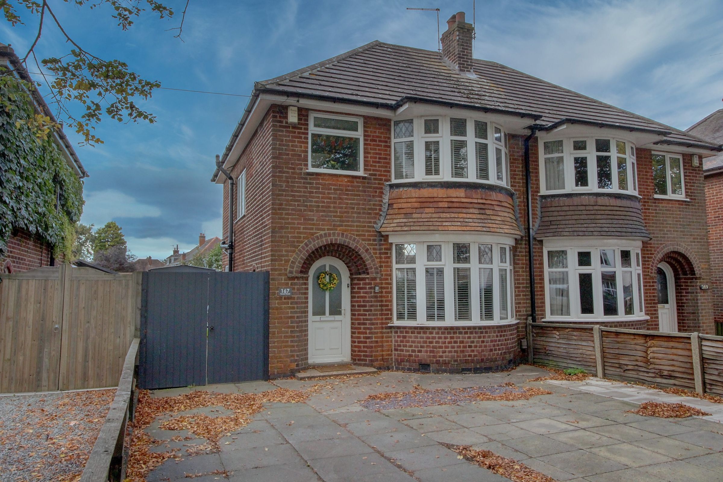 3 bed semidetached house for sale in Forest Road, Hugglescote