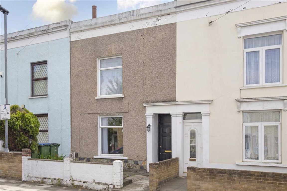 3 bed terraced house for sale in Burrage Place, London SE18 Zoopla