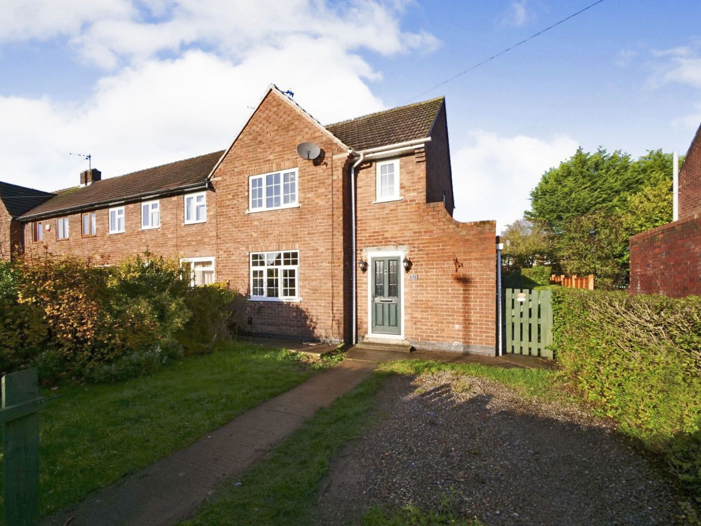 2 bed end terrace house for sale in Bramham Avenue, York, North