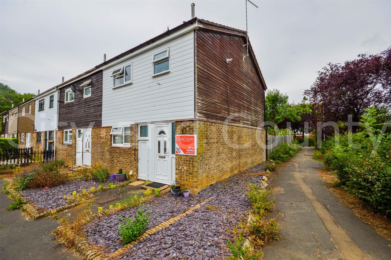 3 bed end terrace house for sale in Essendyke, Bretton, Peterborough