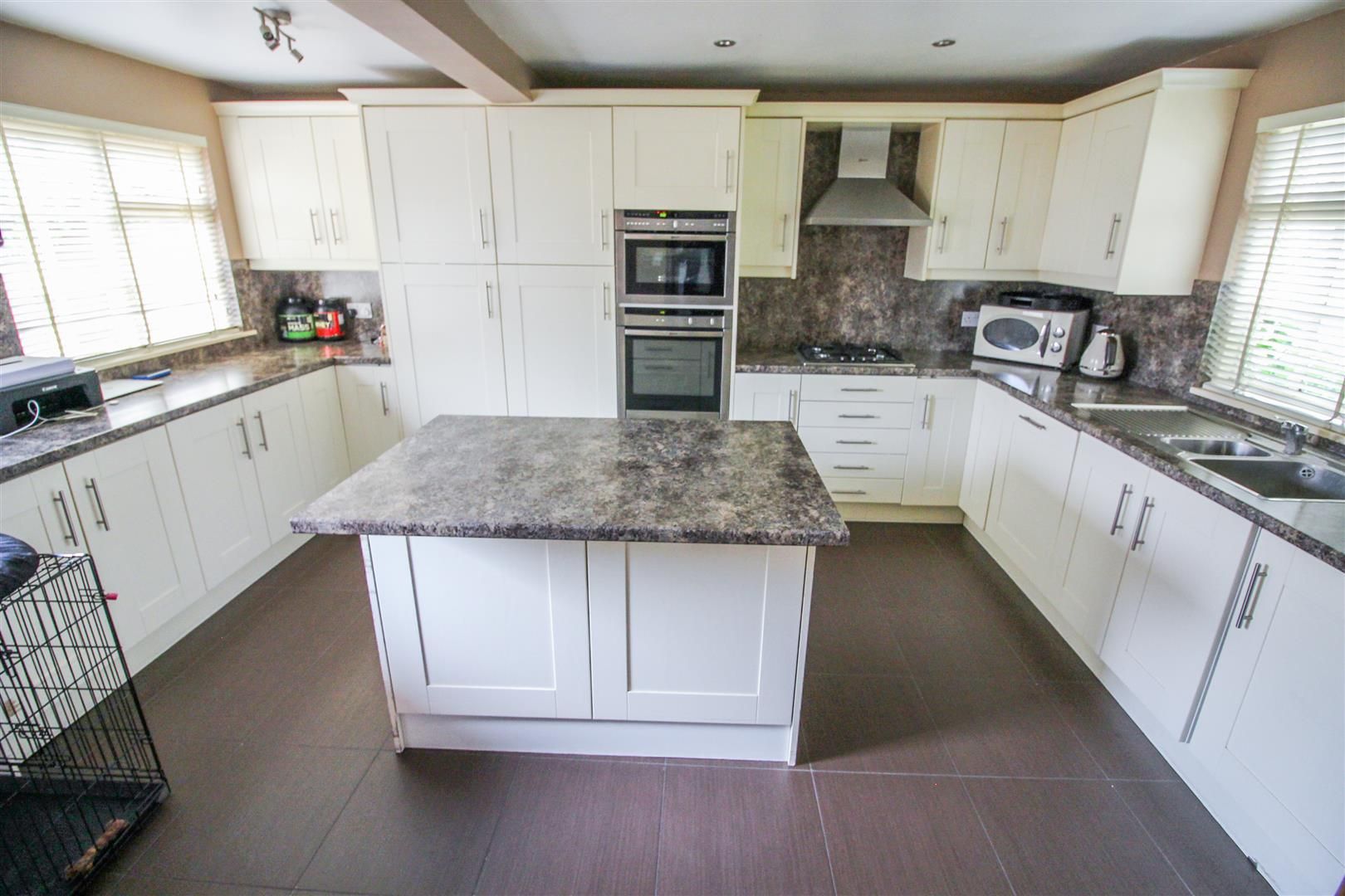 3 bed semidetached house for sale in High Wych Road, Sawbridgeworth