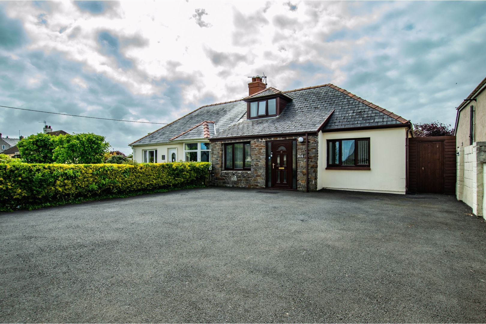 5 bed semidetached bungalow for sale in Langford Road, Haverfordwest SA62 Zoopla