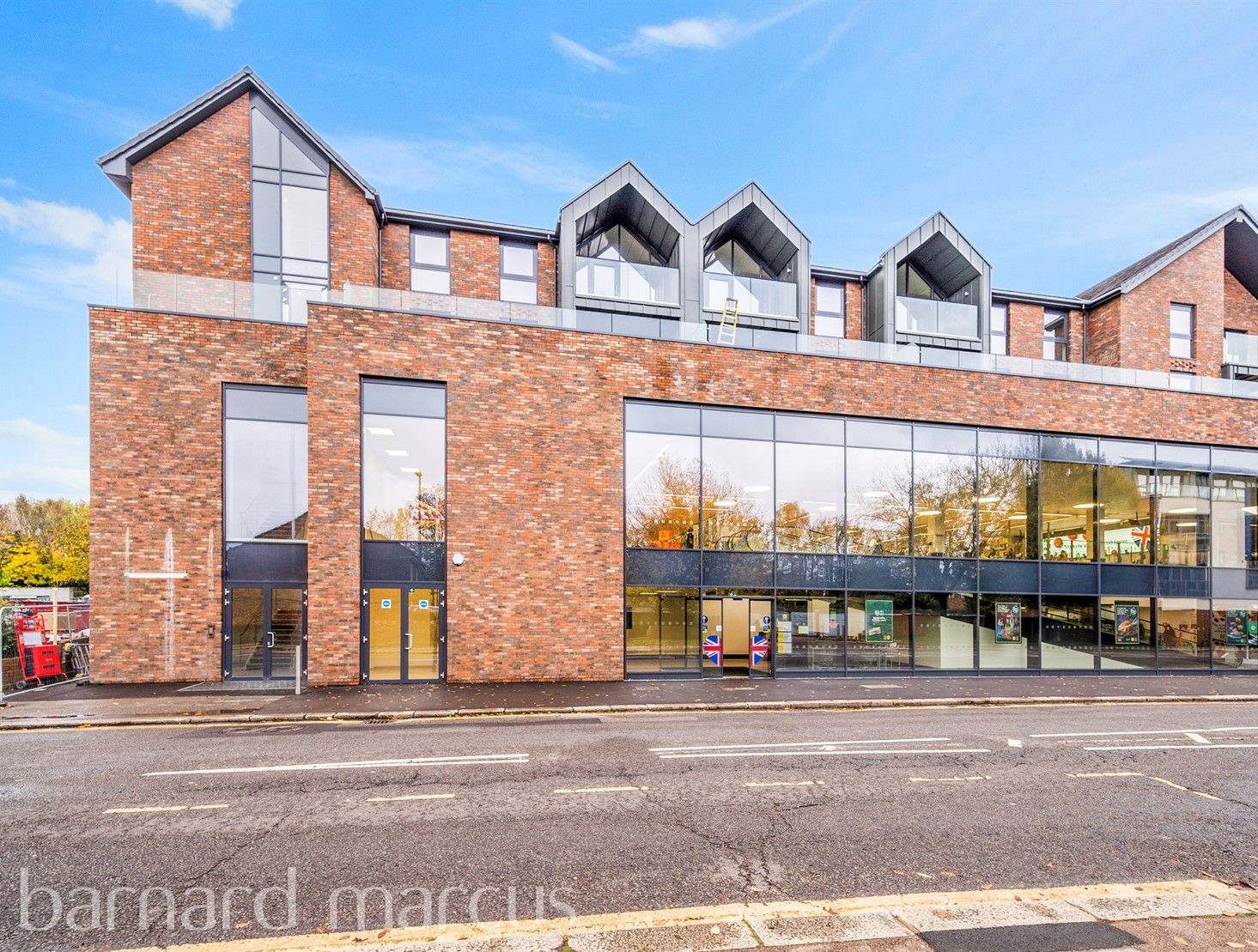 New home, 2 bed flat for sale in Epsom Court, 40 Upper High Street