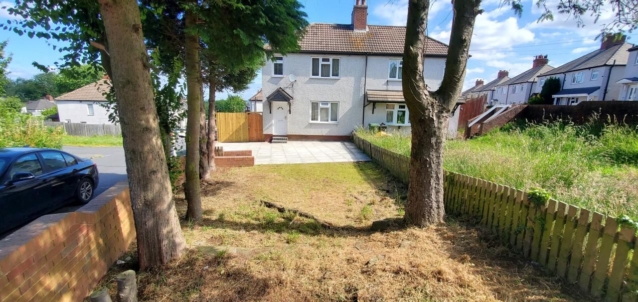 3 bed semidetached house for sale in Kitchener Road, Dudley DY2 Zoopla