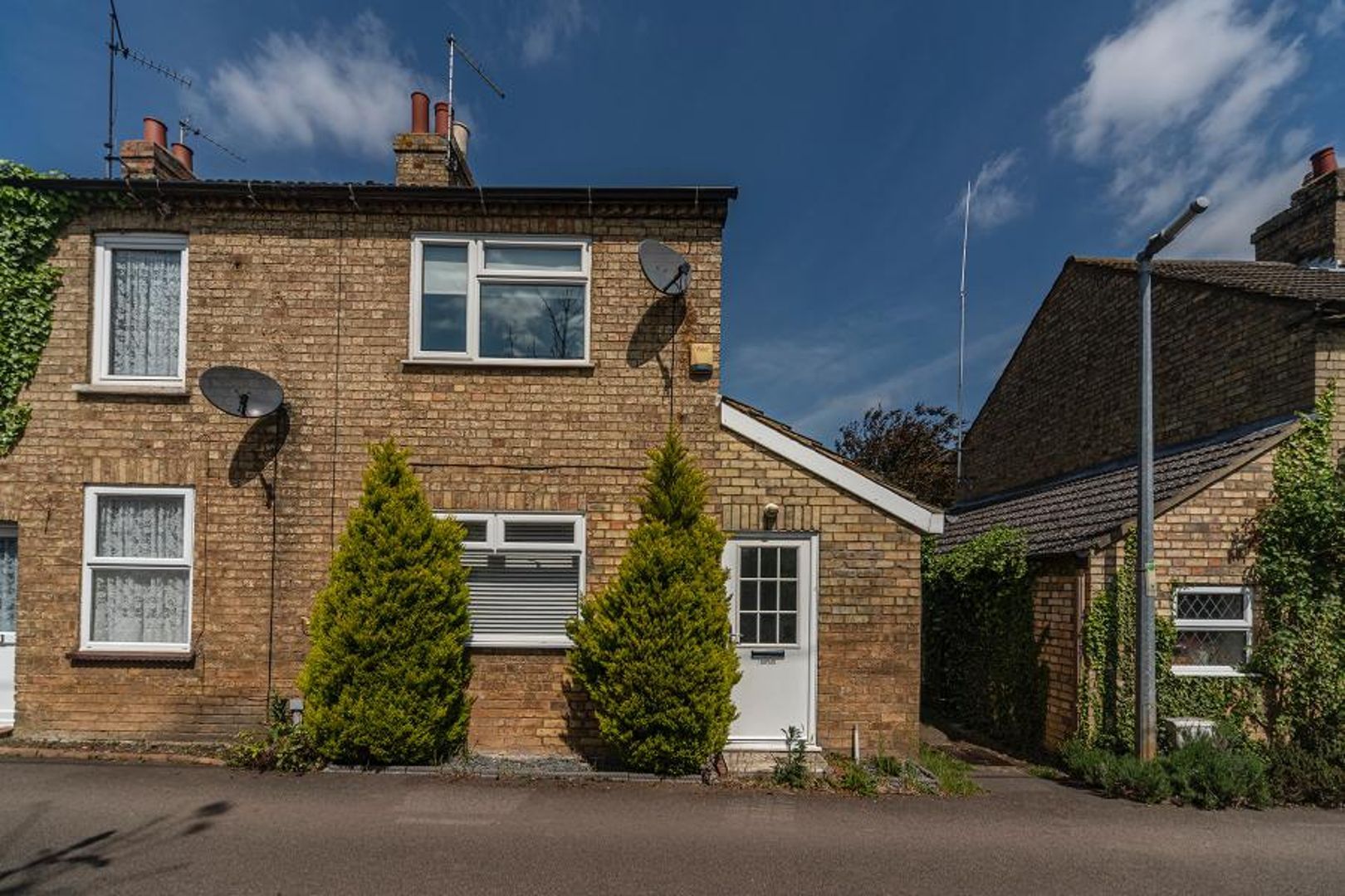 2 bed cottage for sale in Hoo Road, Meppershall, Shefford SG17 Zoopla