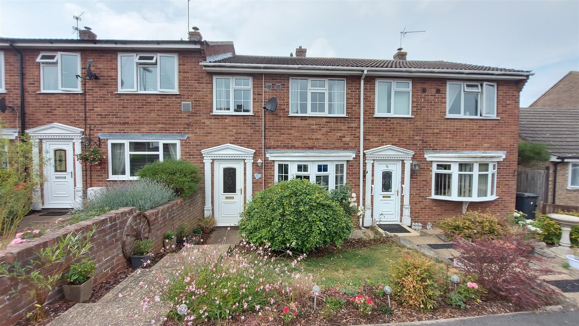 3 bed semidetached house for sale in Edmunds Road, Cranwell Village