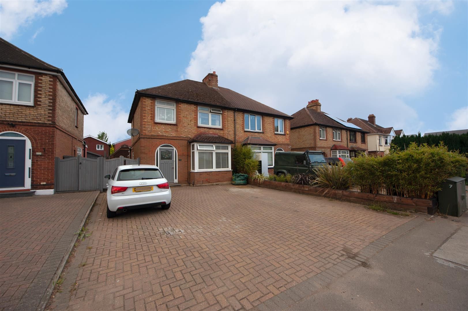 3 bed semidetached house for sale in New Hythe Lane, Larkfield