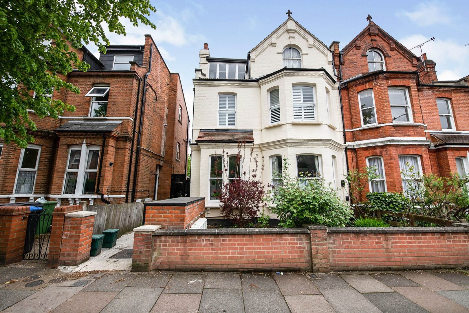 2 bed flat for sale in St. Pauls Avenue, Willesden Green NW2 Zoopla