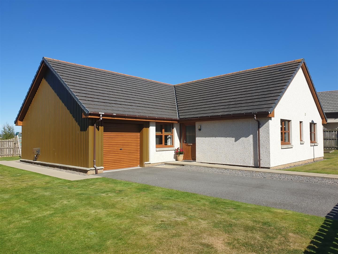 3 bed detached bungalow for sale in Redcastle View, Kirkhill, Inverness
