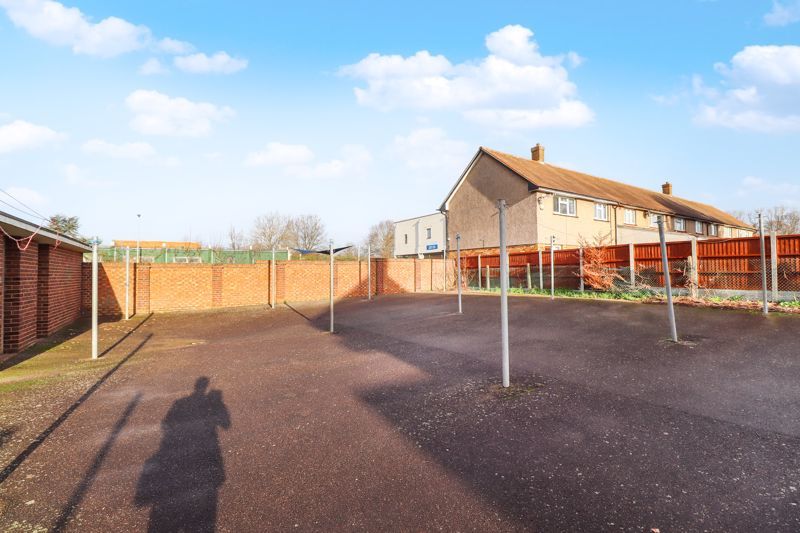 2 bed flat for sale in Rose Lane, Chadwell Heath, Romford RM6 Zoopla