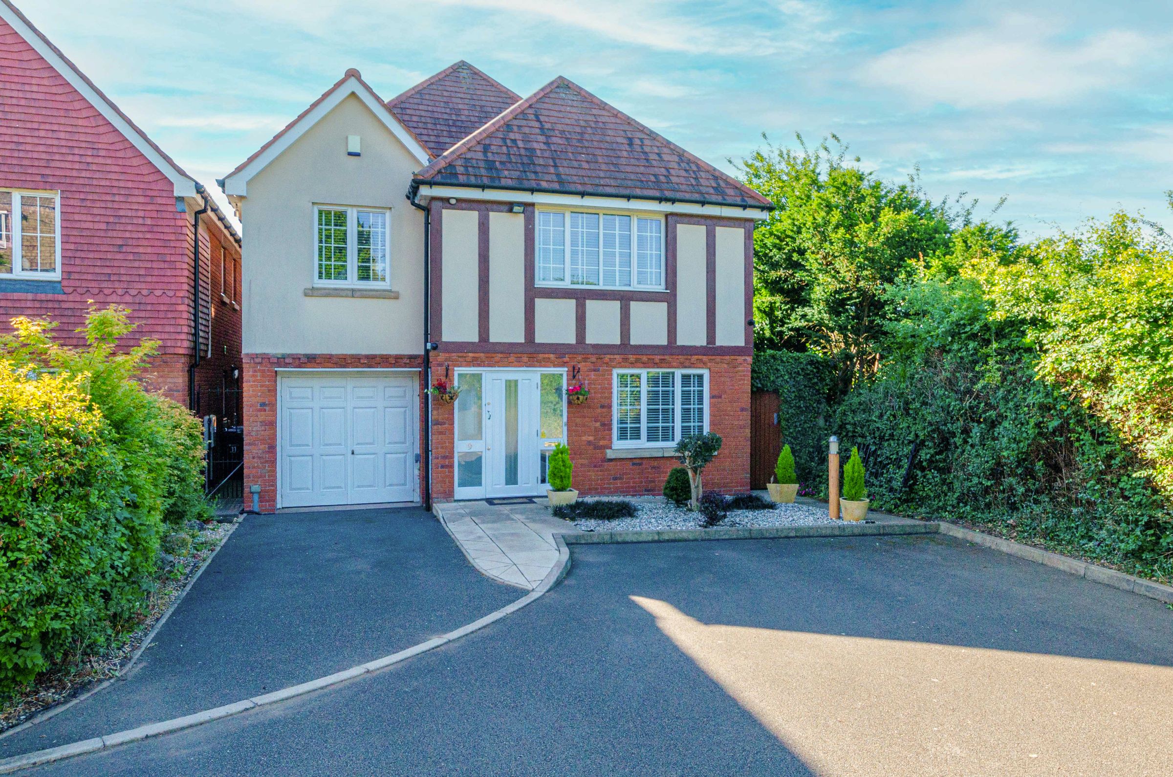 4 bed detached house for sale in Fordrift, Sutton Coldfield B75 Zoopla