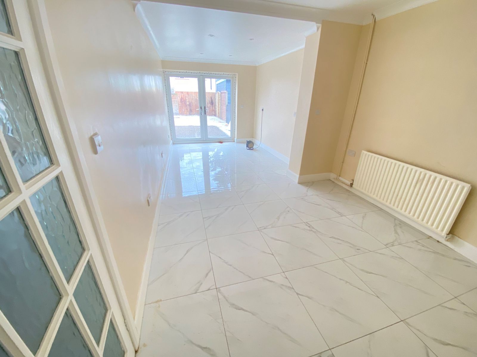 4 bed semidetached house to rent in Rushdene Crescent, Northolt UB5