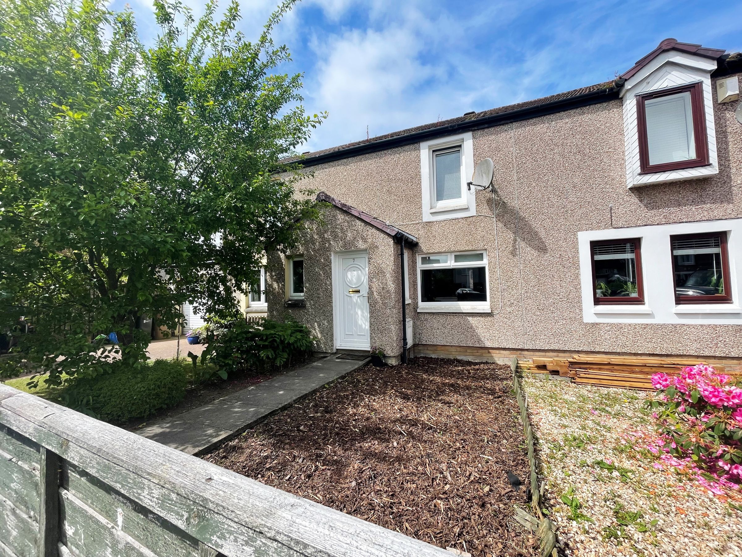 2 bed terraced house for sale in Park, Mid Calder EH53 Zoopla