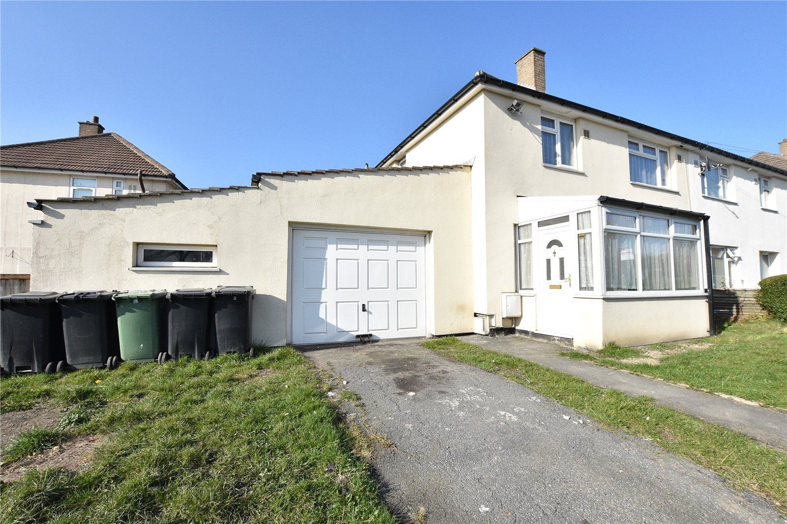 3 bed semidetached house for sale in North Parkway, Leeds, West