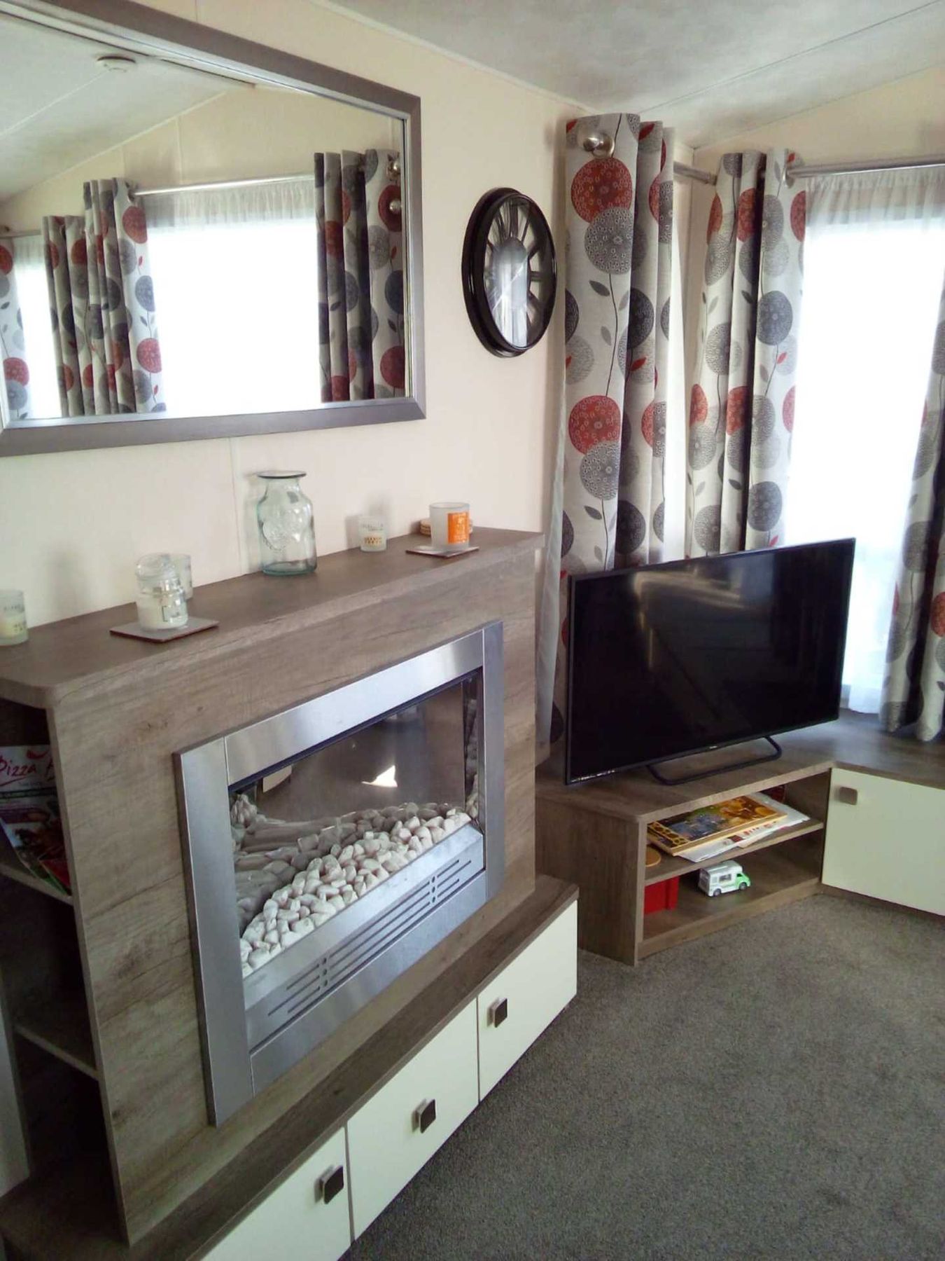 2 bed mobile/park home for sale in Wharf Road, Ealand, Scunthorpe DN17