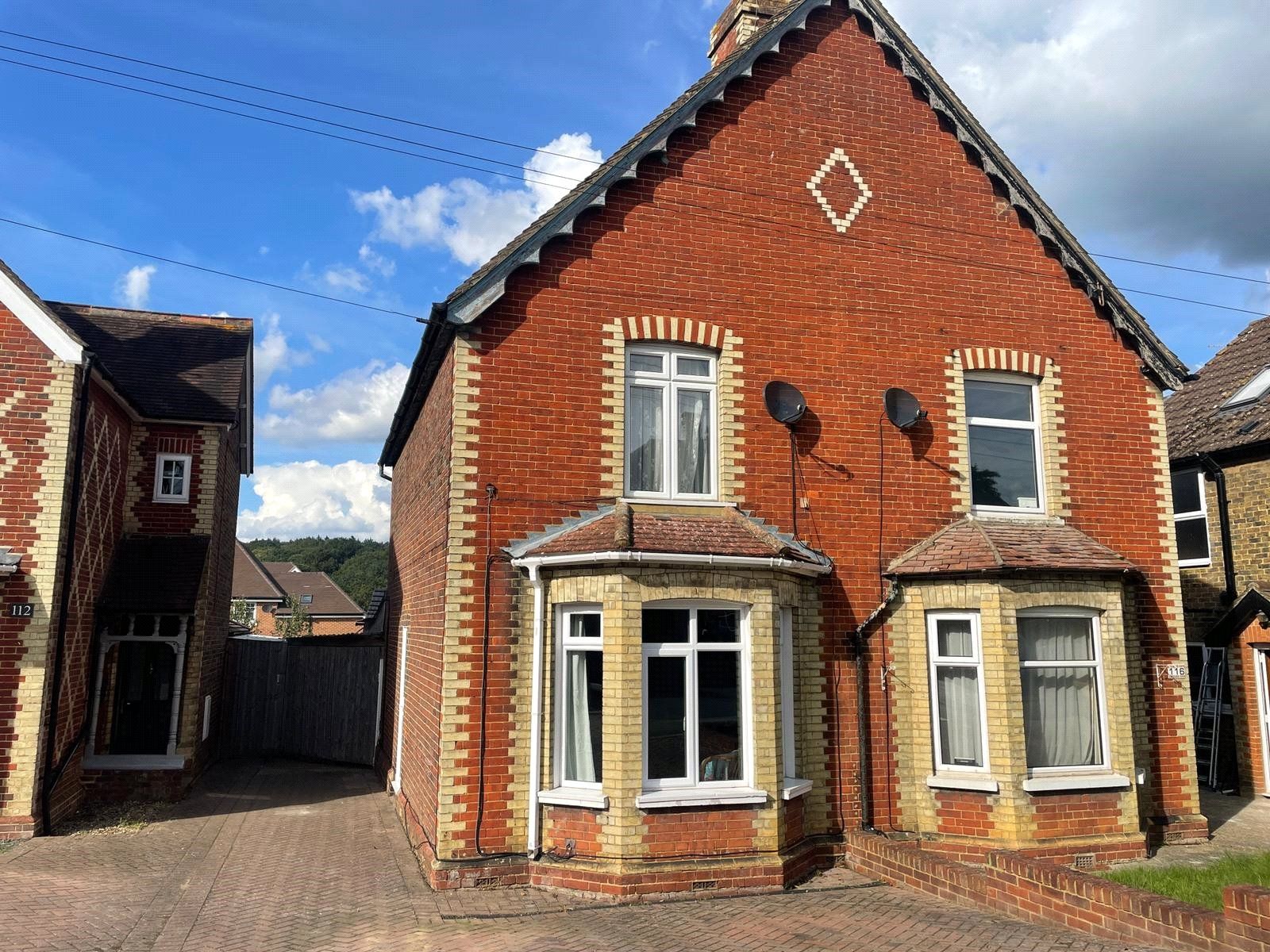 4 bed semidetached house for sale in New Road, Chilworth, Guildford