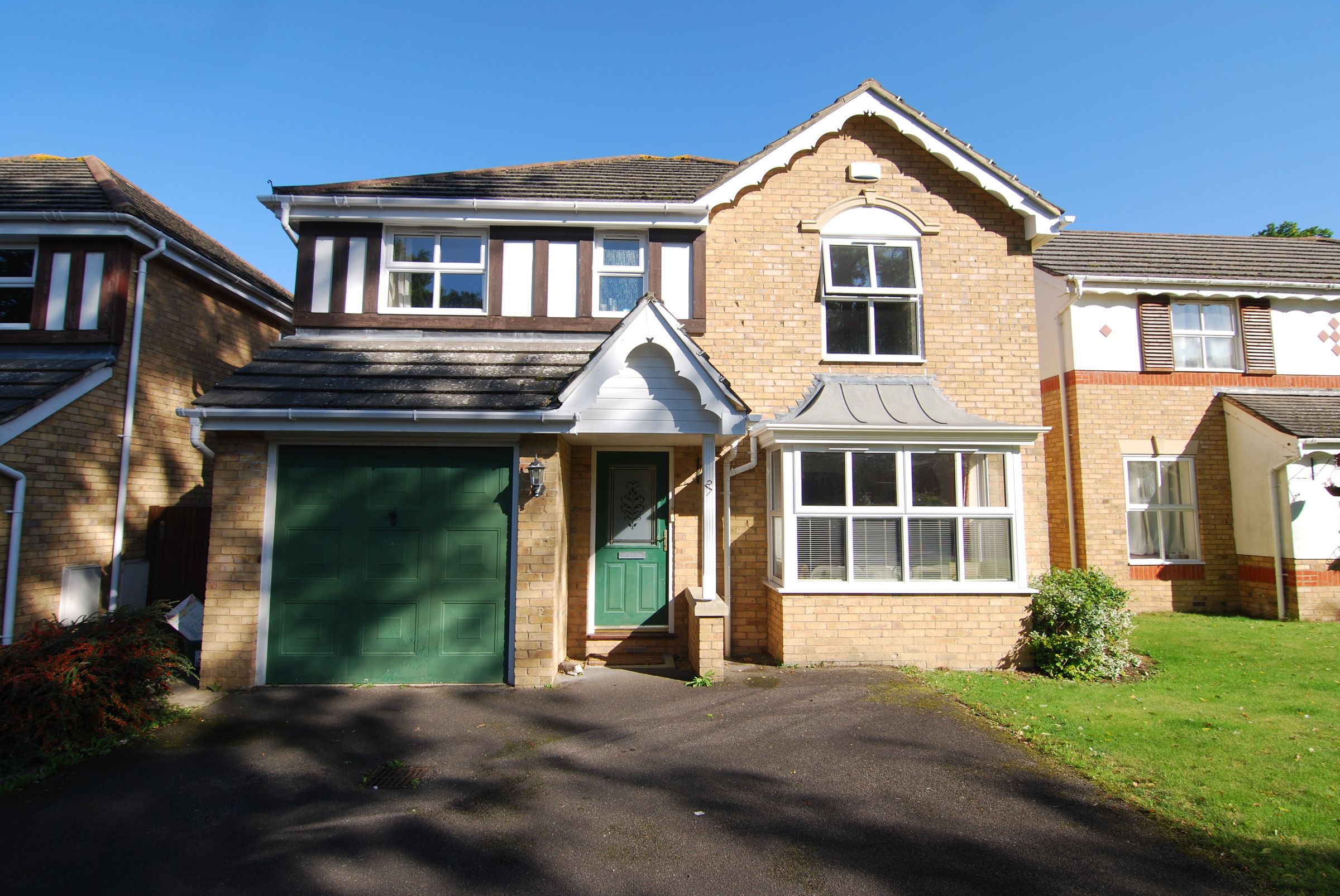 4 bed detached house to rent in The Spinney, Tonbridge TN9 Zoopla