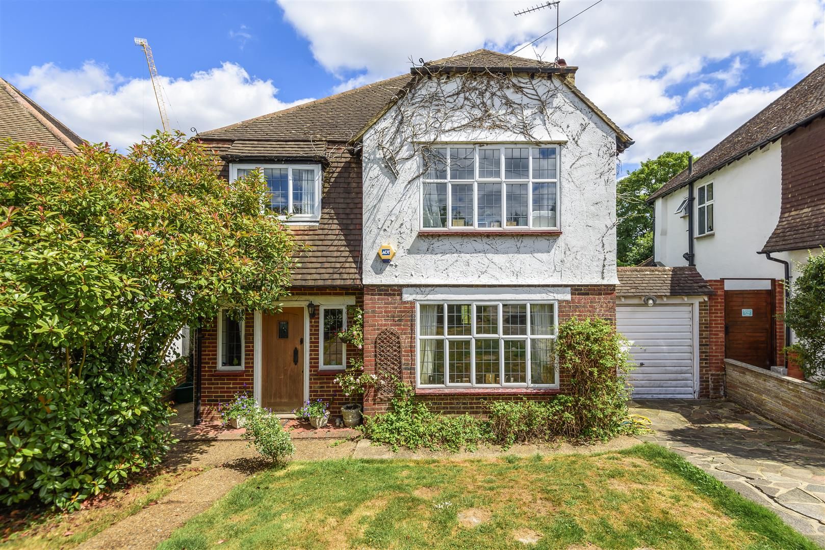 4 bed detached house for sale in Pine Hill, Epsom KT18 Zoopla