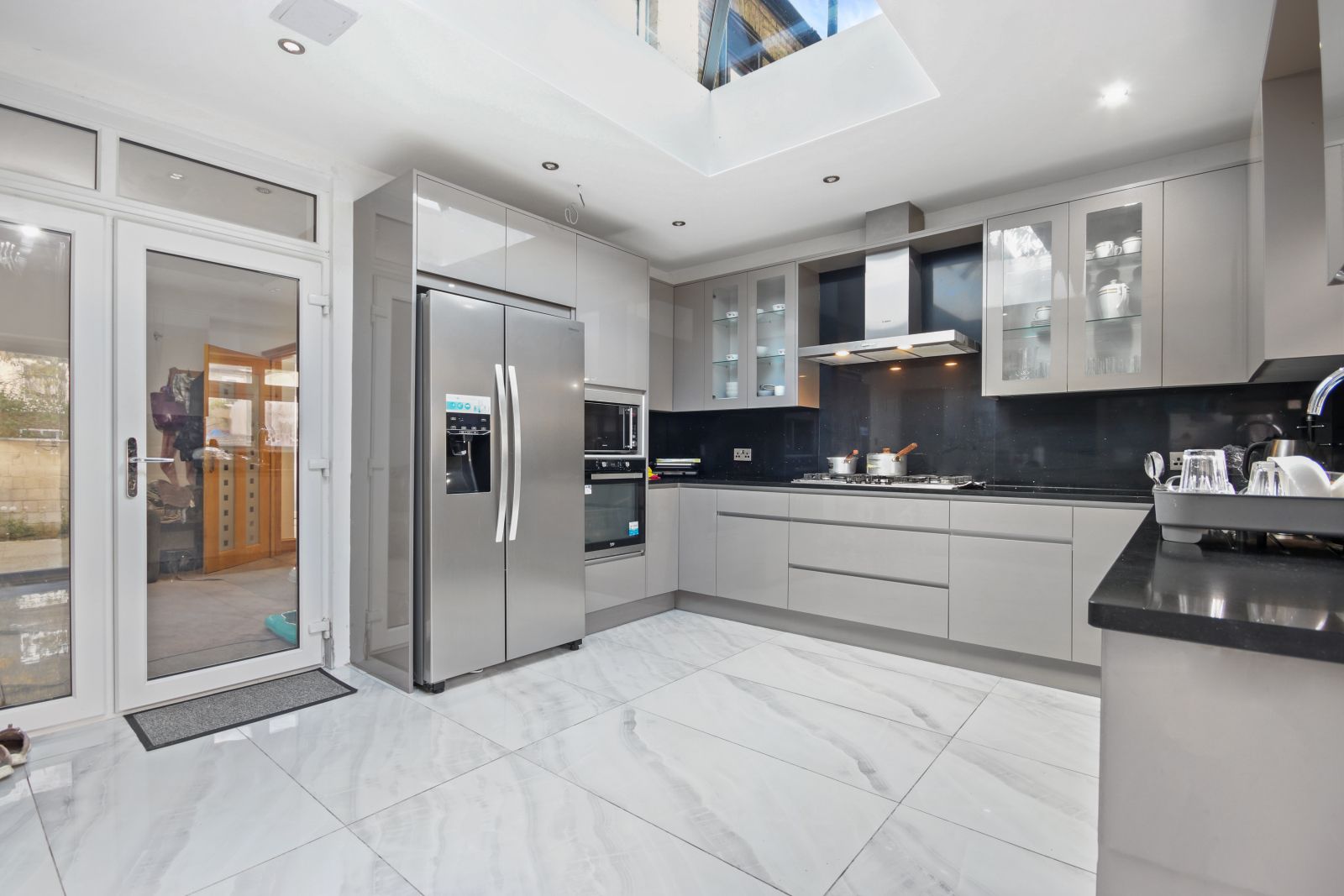 4 bed terraced house for sale in Littlemoor Road, Ilford IG1 Zoopla