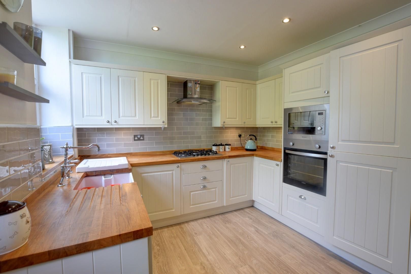 2 bed cottage to rent in Walverden Road, Brierfield, Nelson BB9 Zoopla