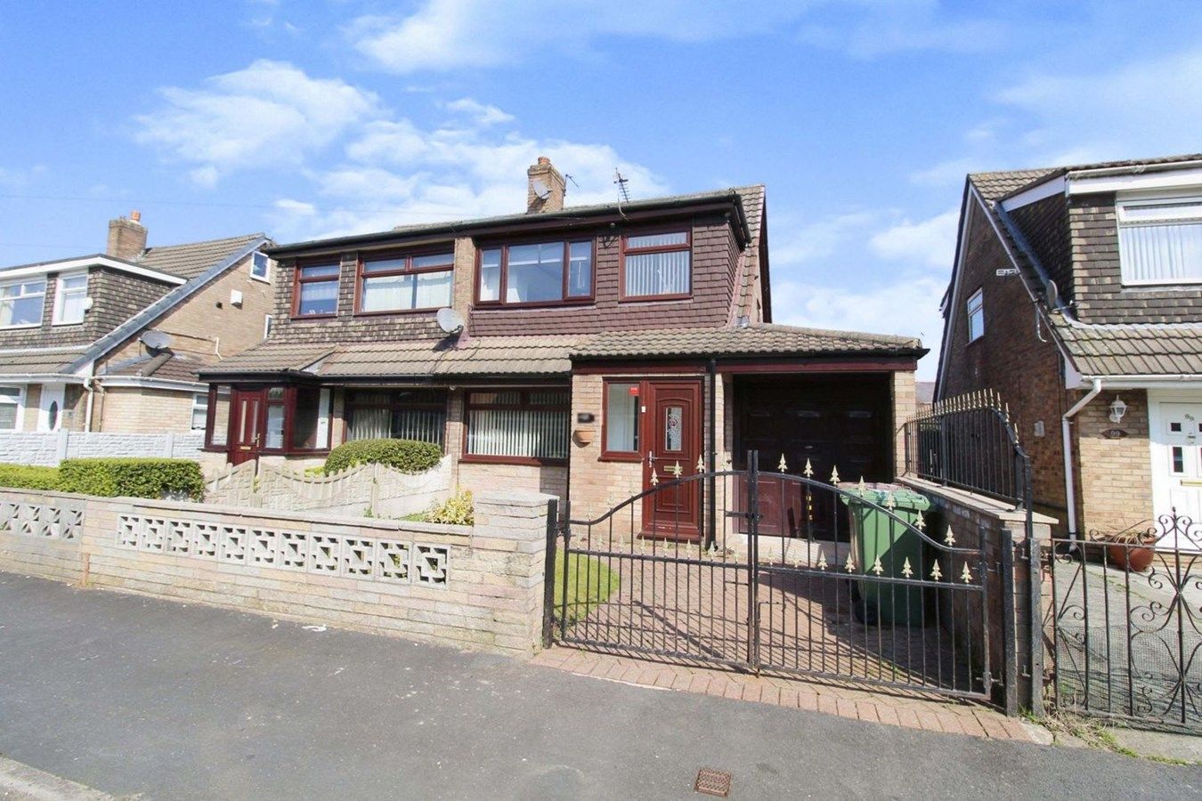 3 bed semidetached house for sale in Hornby Crescent, Clock Face, St
