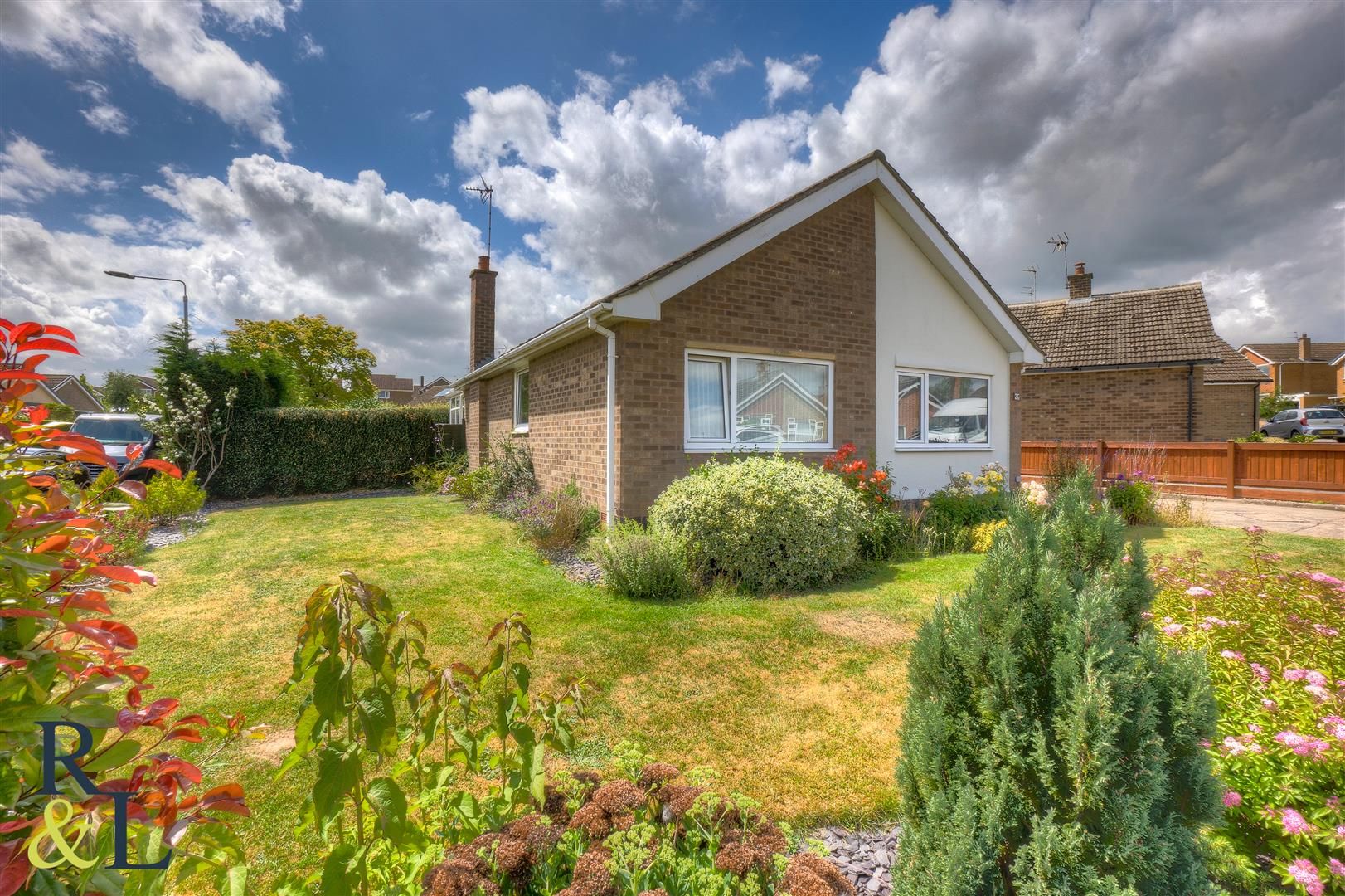 3 bed bungalow for sale in Walton Drive, Keyworth, Nottingham NG12 Zoopla