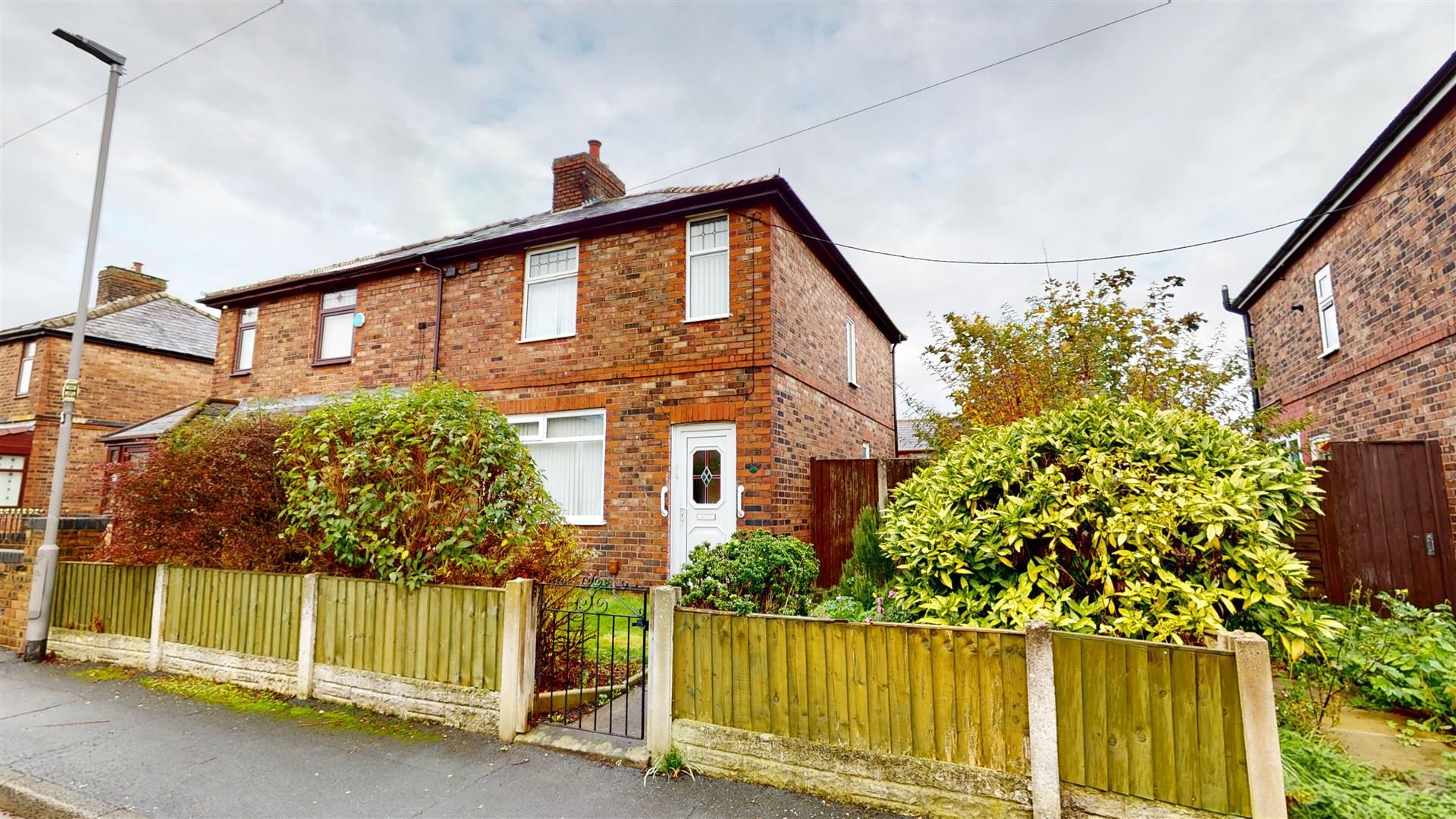 3 bed semidetached house for sale in Beresford Street, Sutton Heath