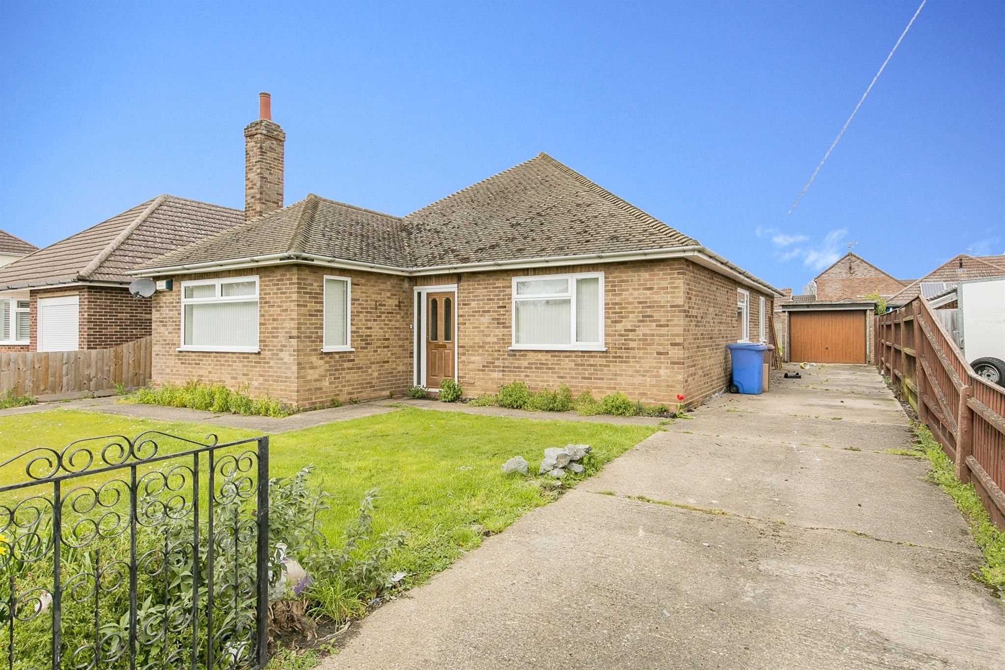 4 bed detached bungalow for sale in Valley Road, Ipswich IP1 Zoopla