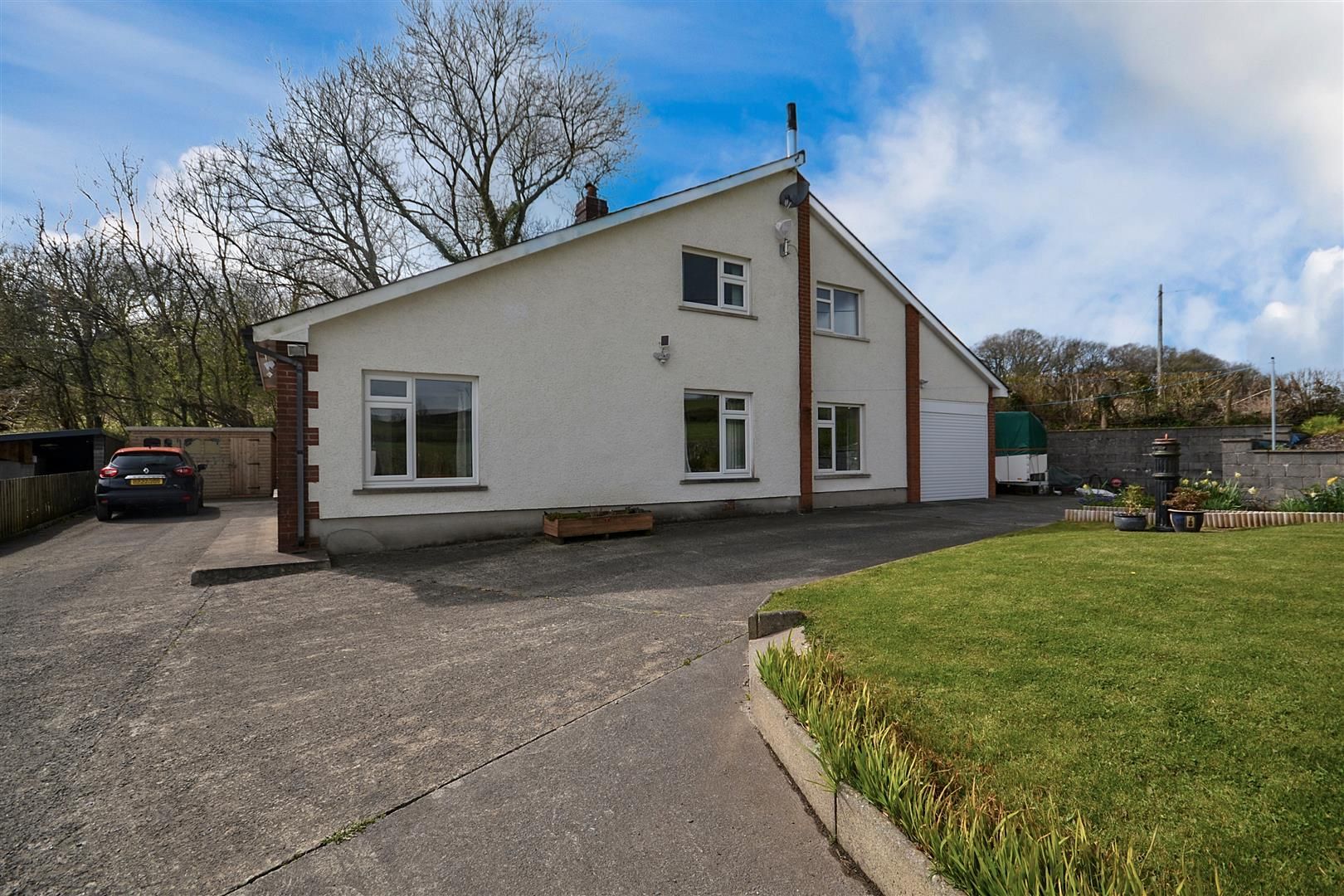 3 bed detached house for sale in Whitemill, Carmarthen SA32 Zoopla