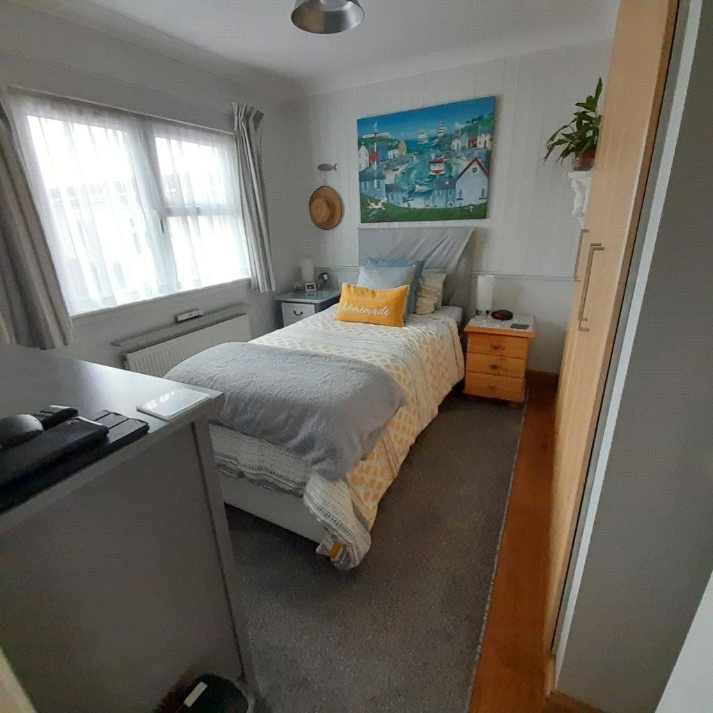 2 bed property for sale in Miners Walk, Wood End, Atherstone