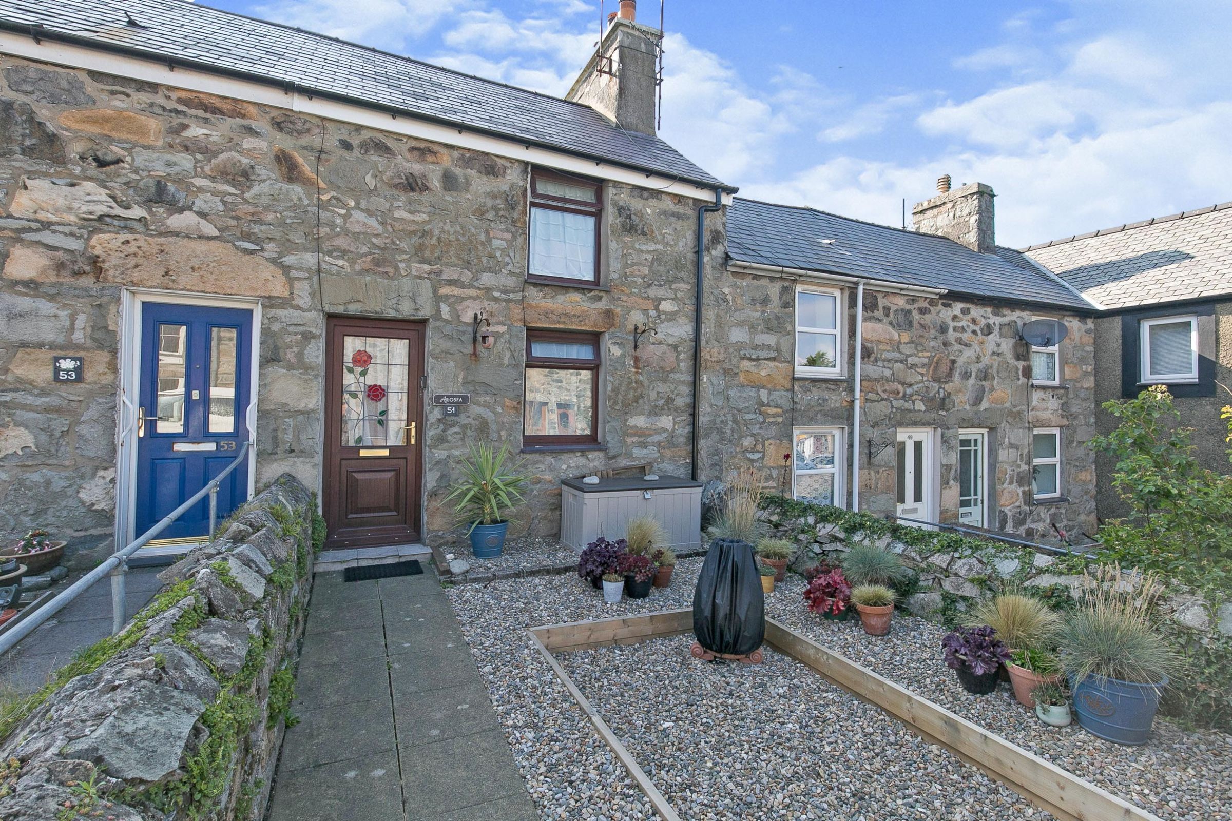 2 bed terraced house for sale in Eifl Road, Caernarfon LL54 Zoopla
