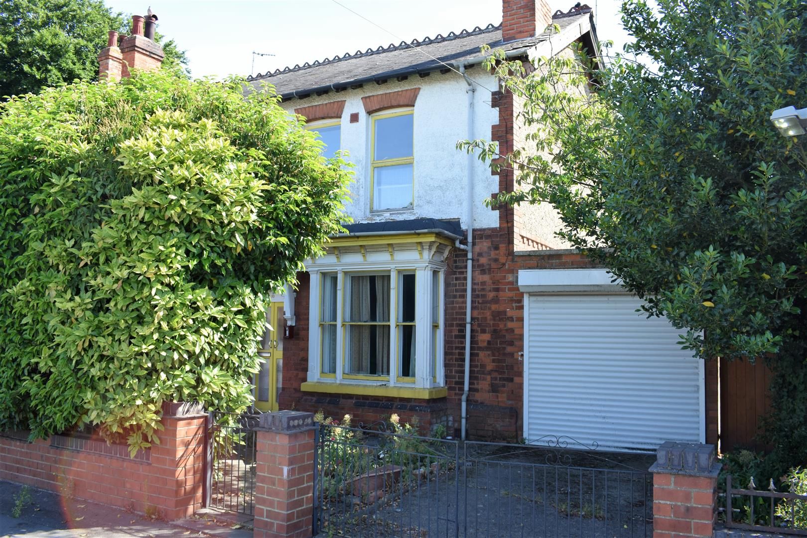 3 bed semidetached house for sale in Grammar School Road, Brigg DN20