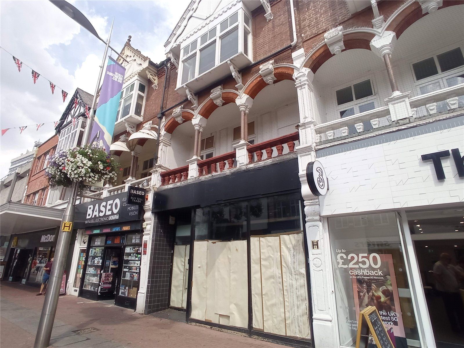 Retail premises to let in High Street, SouthendOnSea, Essex SS1 Zoopla