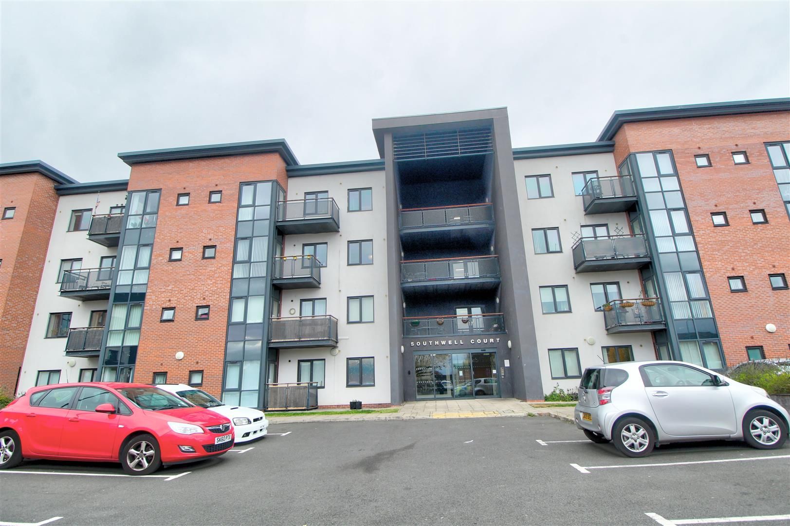 2 bed flat for sale in Southwell Court, Middlesbrough TS1 Zoopla