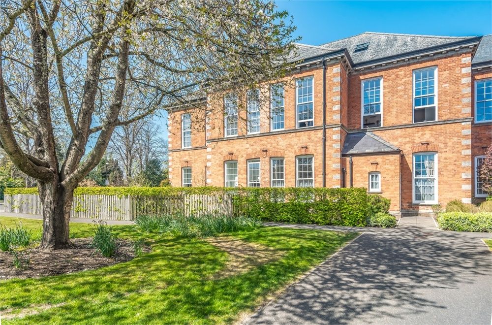 Homestead Road, Chichester, West Sussex PO19