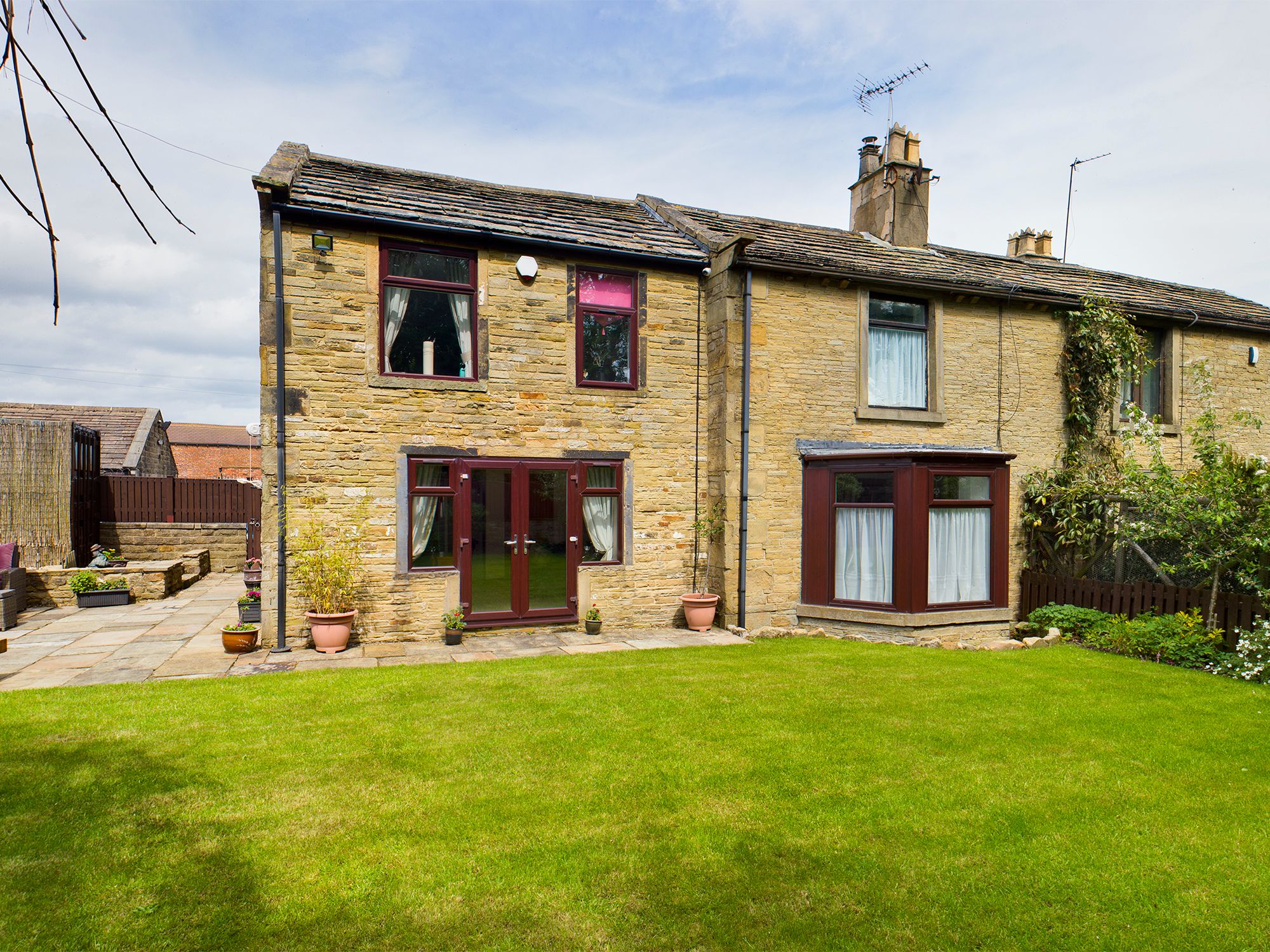 4 bed semidetached house for sale in Tyersal Lane, Tyersal, Bradford BD4 Zoopla