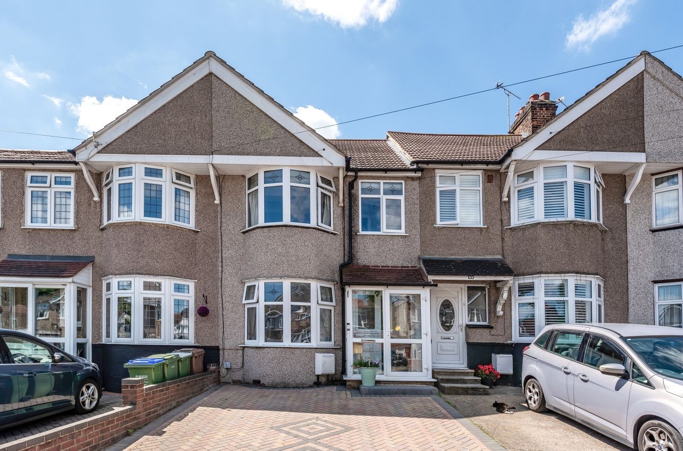 4 bed terraced house for sale in The Green, Welling DA16 Zoopla