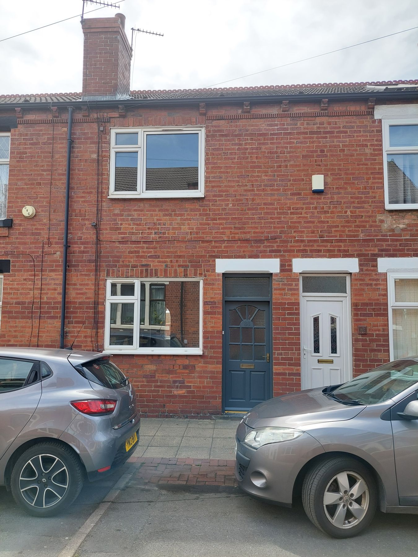 2 bed terraced house to rent in Hugh Street, Castleford WF10 Zoopla