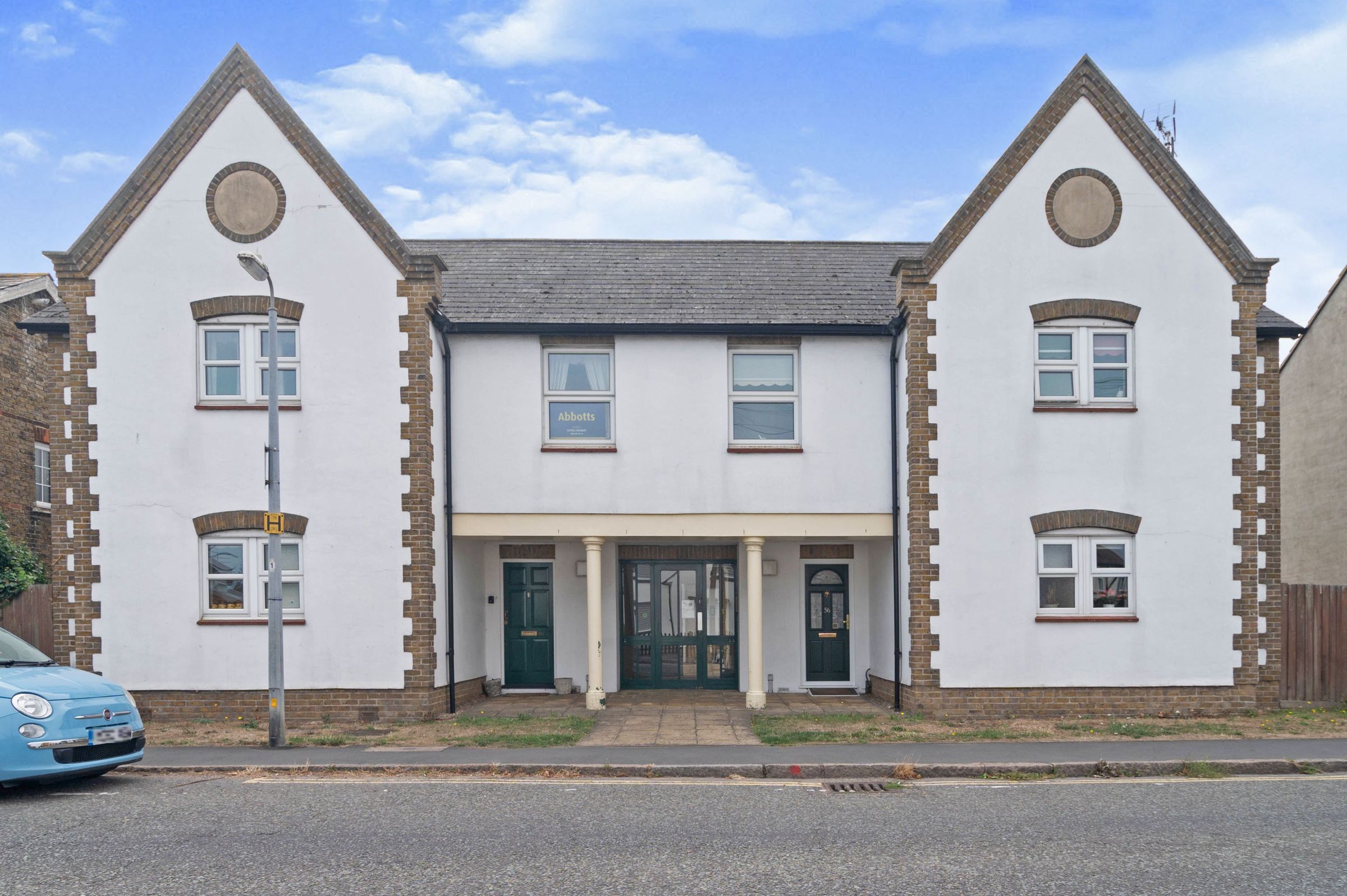 2 bed flat for sale in East Street, Rochford SS4 Zoopla
