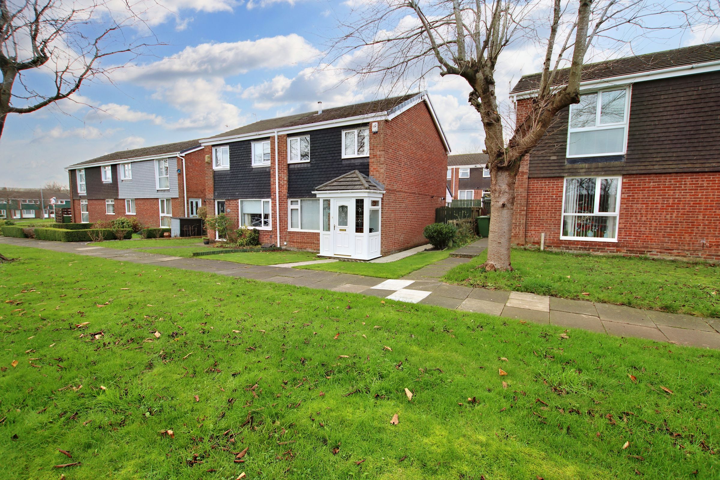 3 bed semidetached house for sale in Kingsway, Sunniside NE16 Zoopla