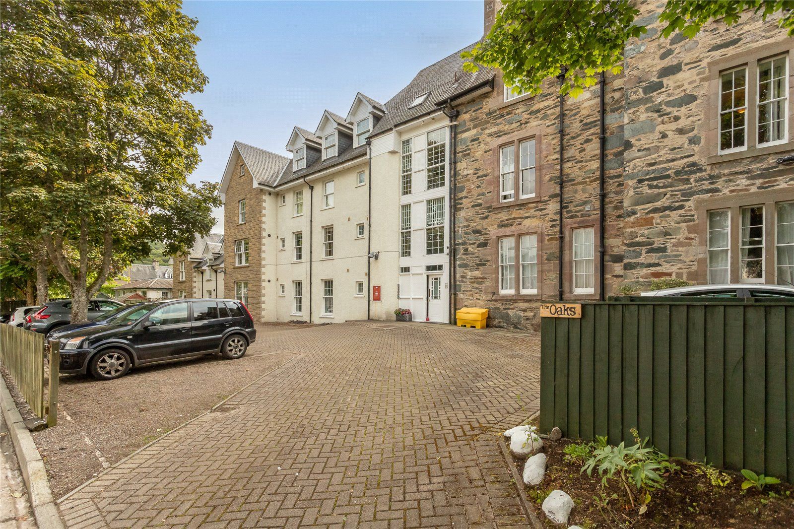 2 bed flat for sale in 3 The Oaks, Perth Road, Birnam, Dunkeld PH8 Zoopla