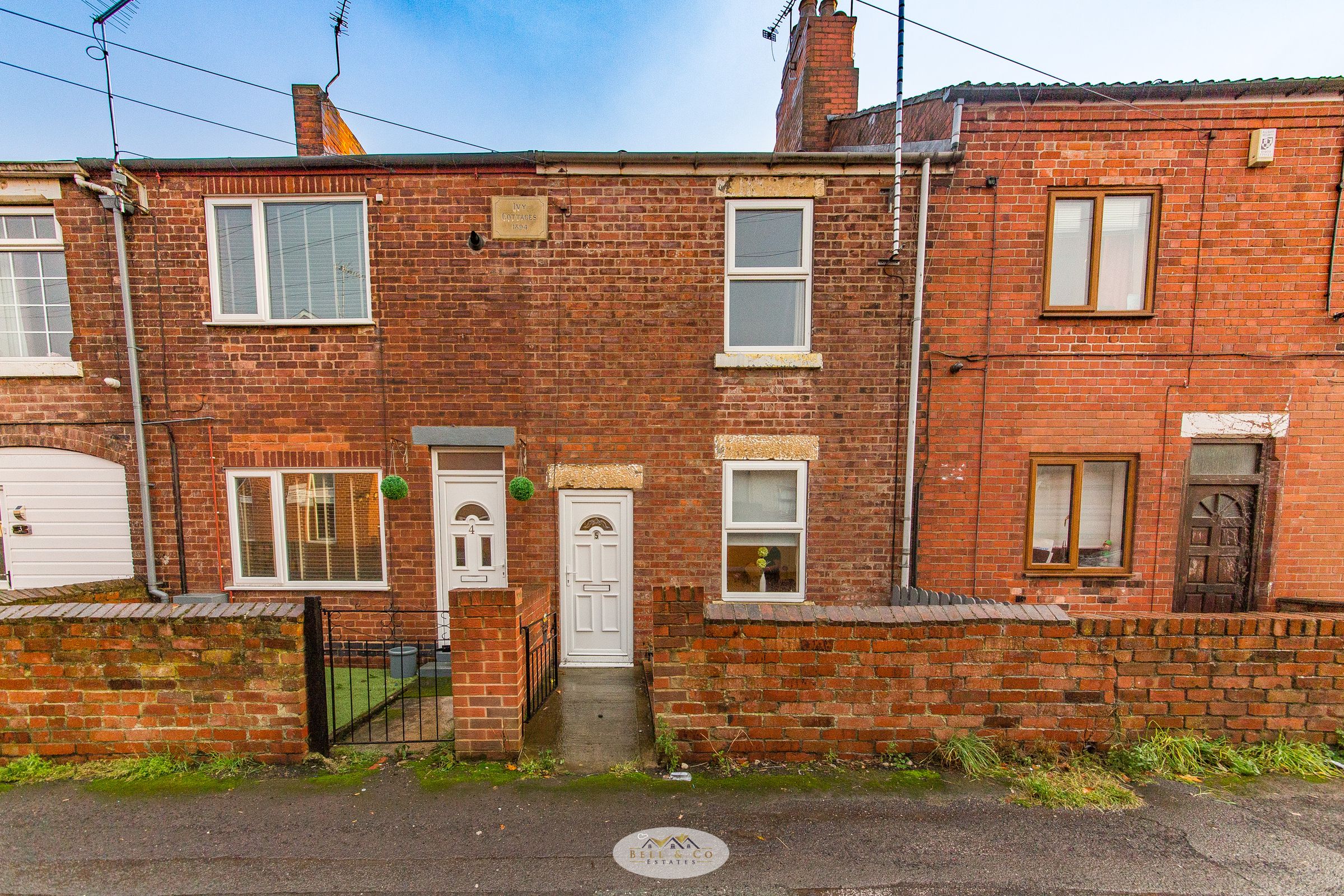 2 bed terraced house for sale in Thomas Street S26 Zoopla